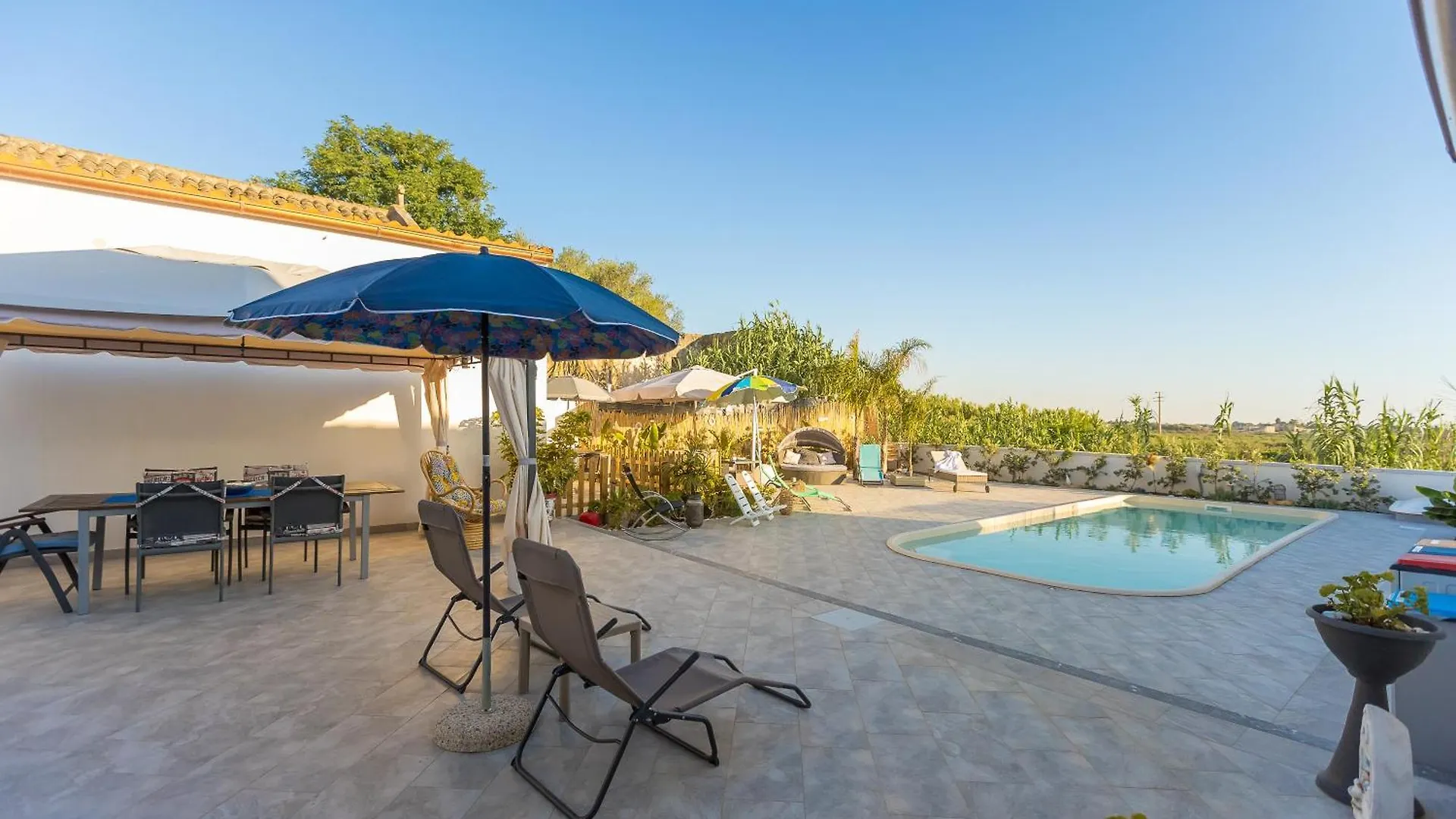 Casa Vacanze Panorama Sulle Egadi 0*, Parrinello