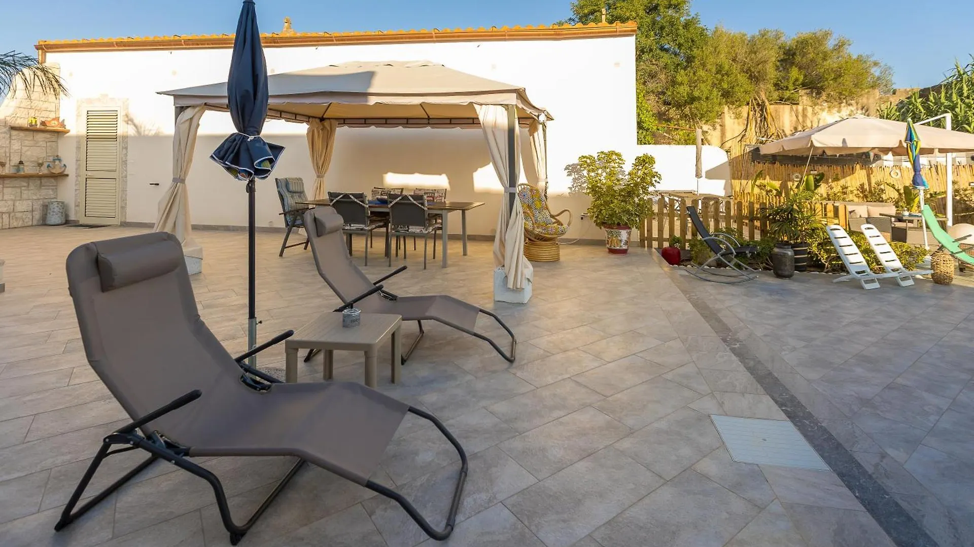 Casa Vacanze Panorama Sulle Egadi Parrinello 0*,  إيطاليا